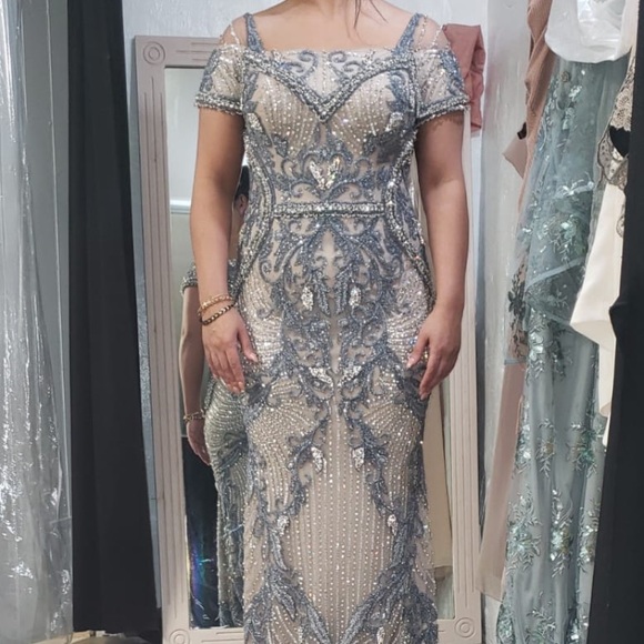 EVENING GOWN